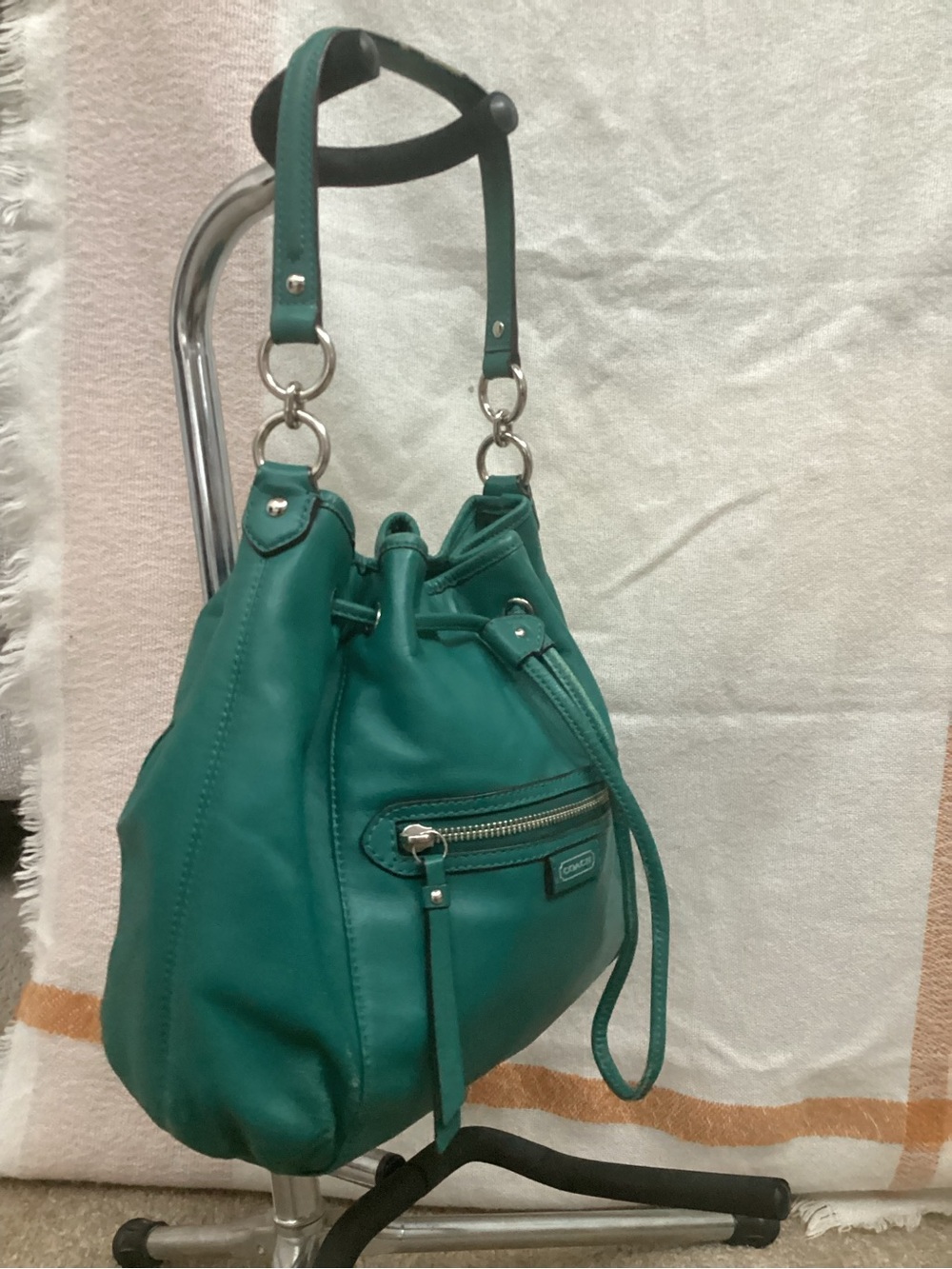 Coach Daisy Leather Drawstring Convertible Shoulder Bag. G1361-F25661 - Picture 3 of 9